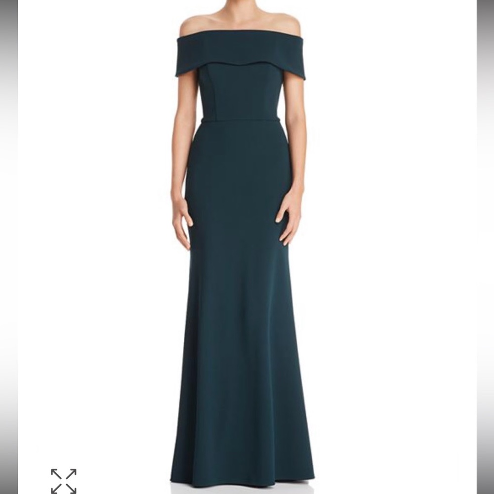 Bloomingdale’s Prom Dress (Size 6
